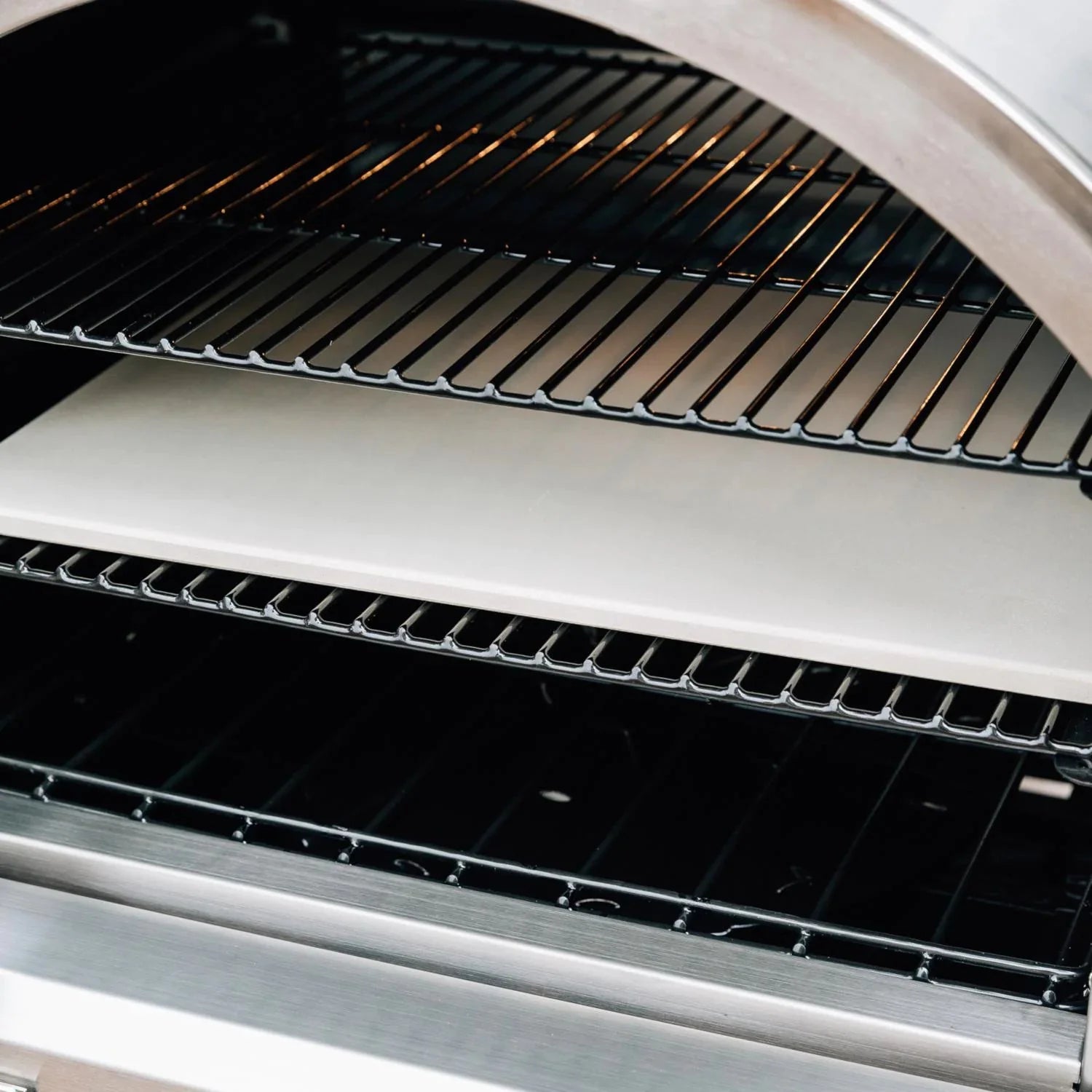Summerset 60-Inch Freestanding Outdoor Gas Pizza Oven