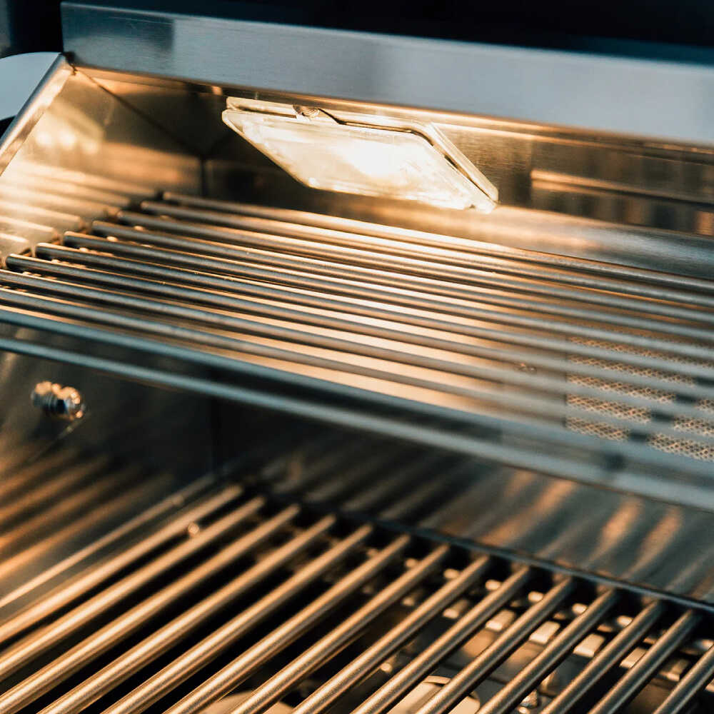 Summerset Sizzler Pro Built-In Gas Grill